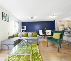 Beautiful & Modern House In City Centre